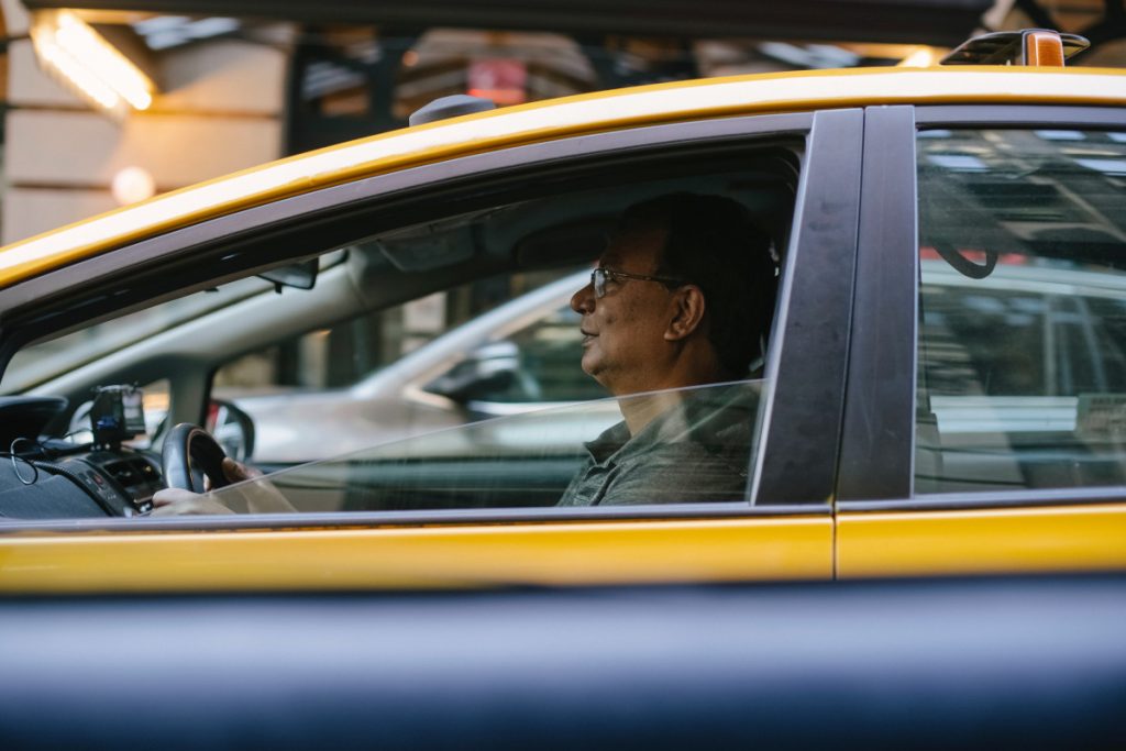 Alegaciones a presentar para recurrir una multa de tráfico  