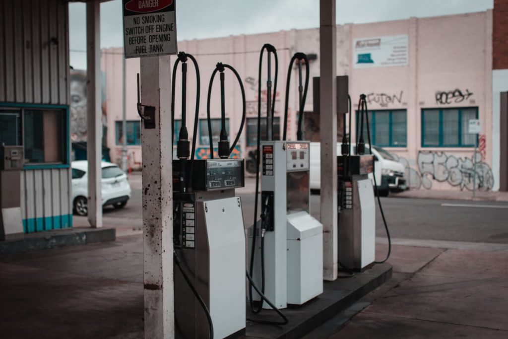 ¿Cómo se fabrican los combustibles sintéticos?