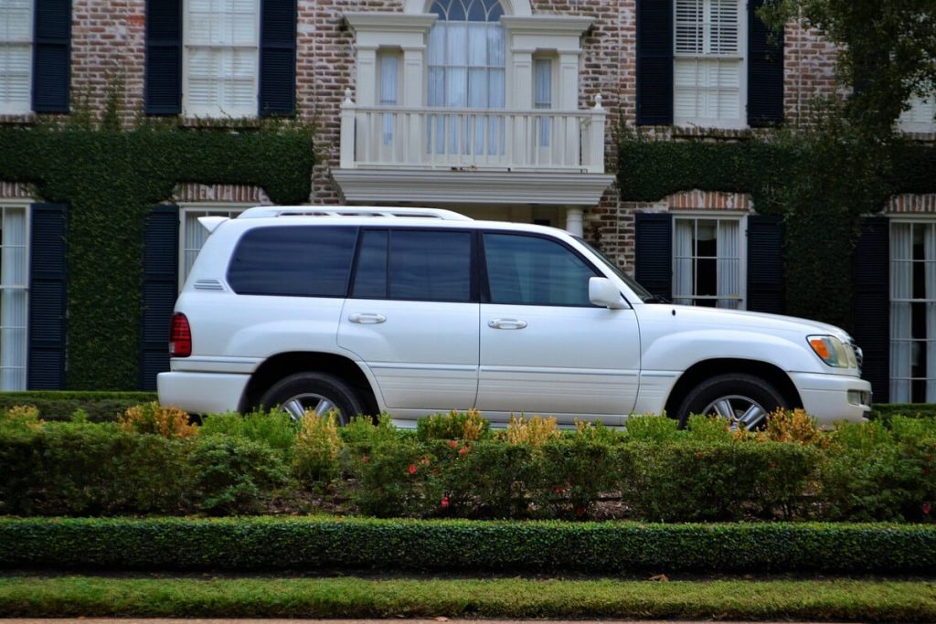 Características que pueden aumentar el precio de venta de un coche